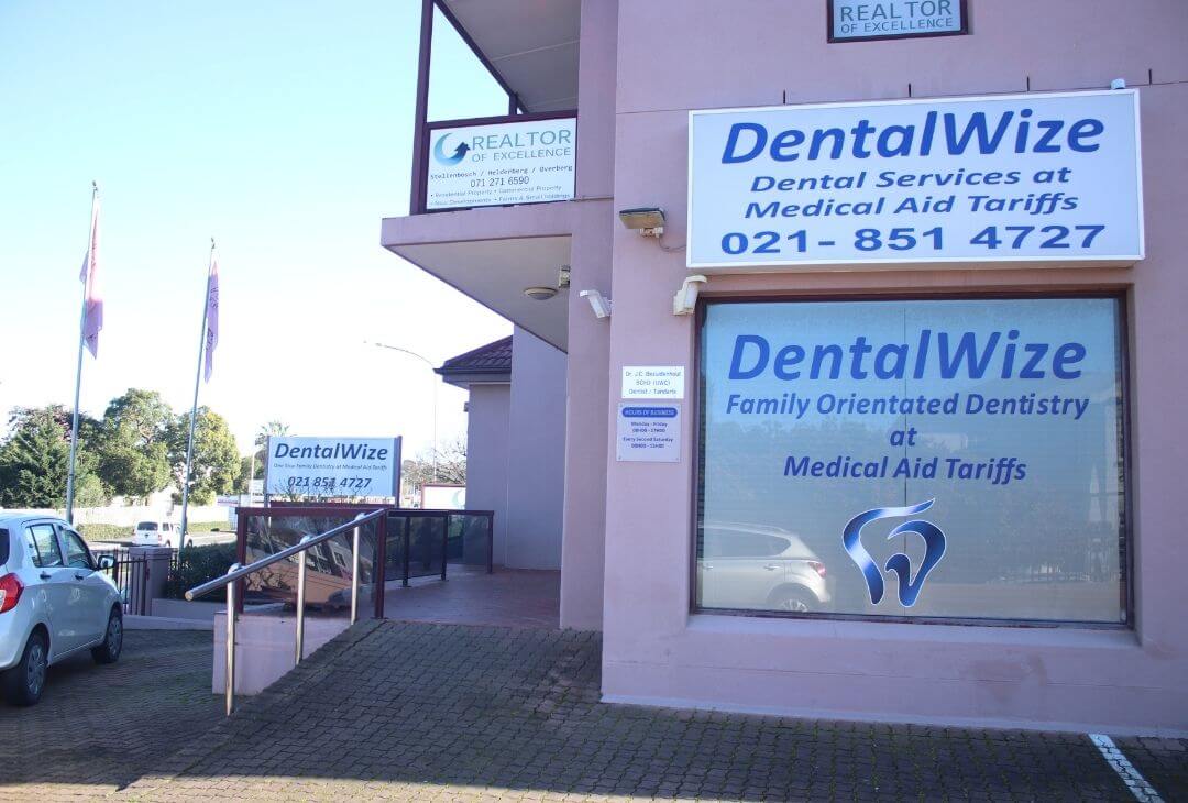 DentalWize Somerset West Entrance
